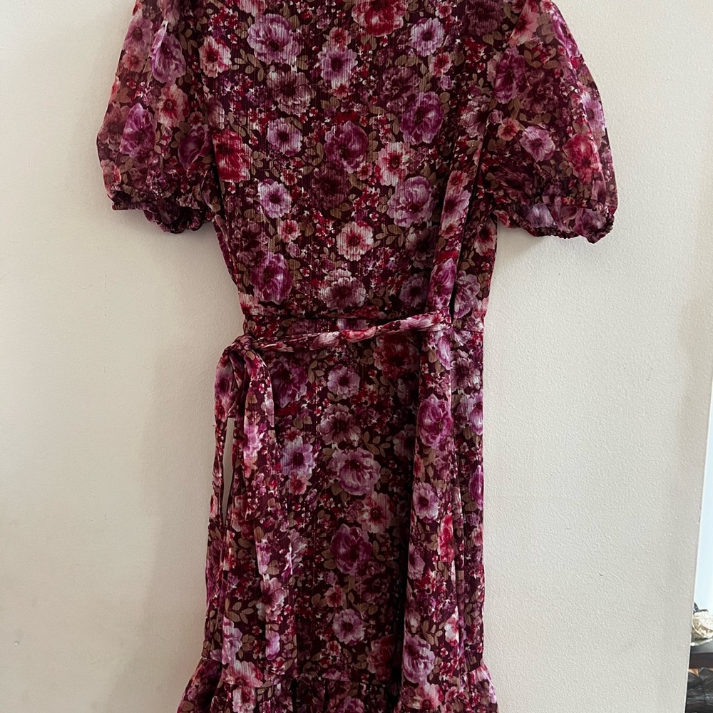 Mi Ami for Francesca’s Floral Wrap Dress S Ruffle Hem Sheer Overlay NWT - Picture 7 of 7
